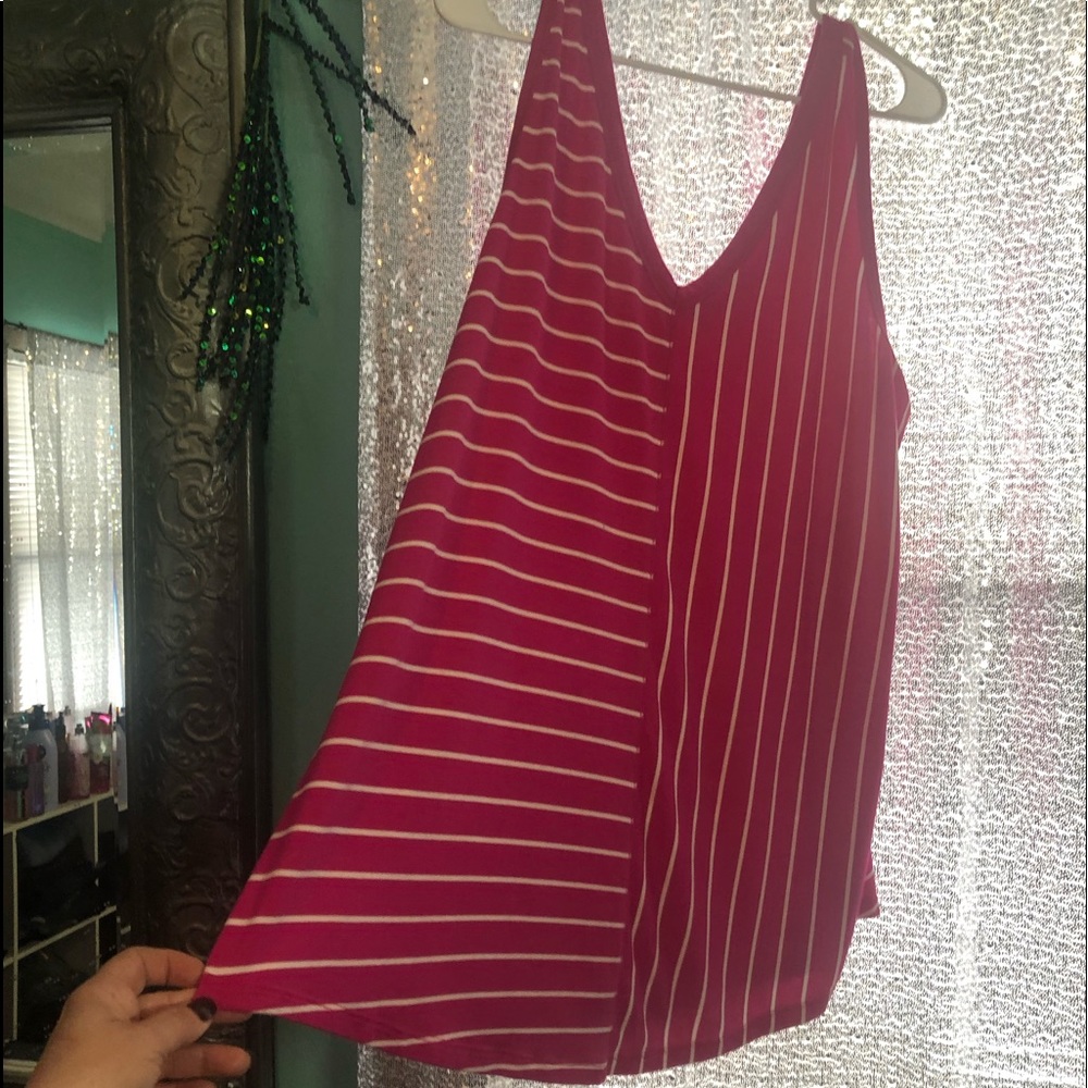 🌟NWOT🌟 Pink & White Tank from Maurices